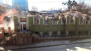 Разрушенная усадьба Уткина в Киеве